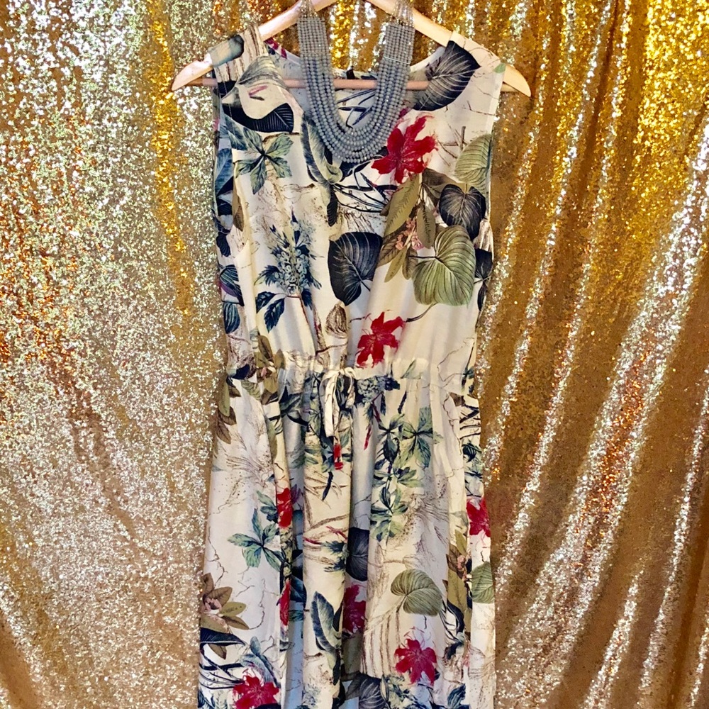 Sleeveless Floral Print Dress